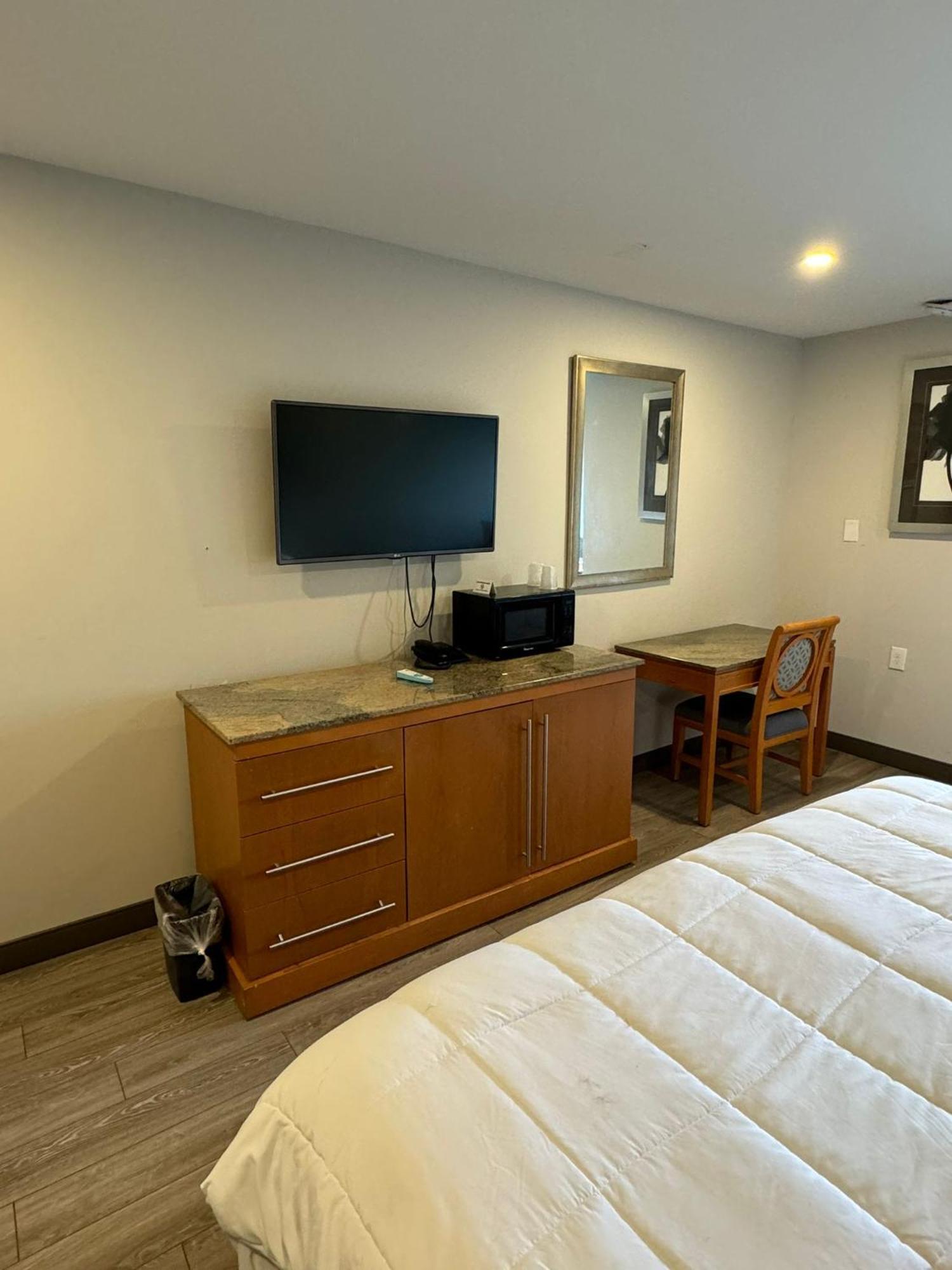 Rodeway Inn Moosic - Scranton Ngoại thất bức ảnh