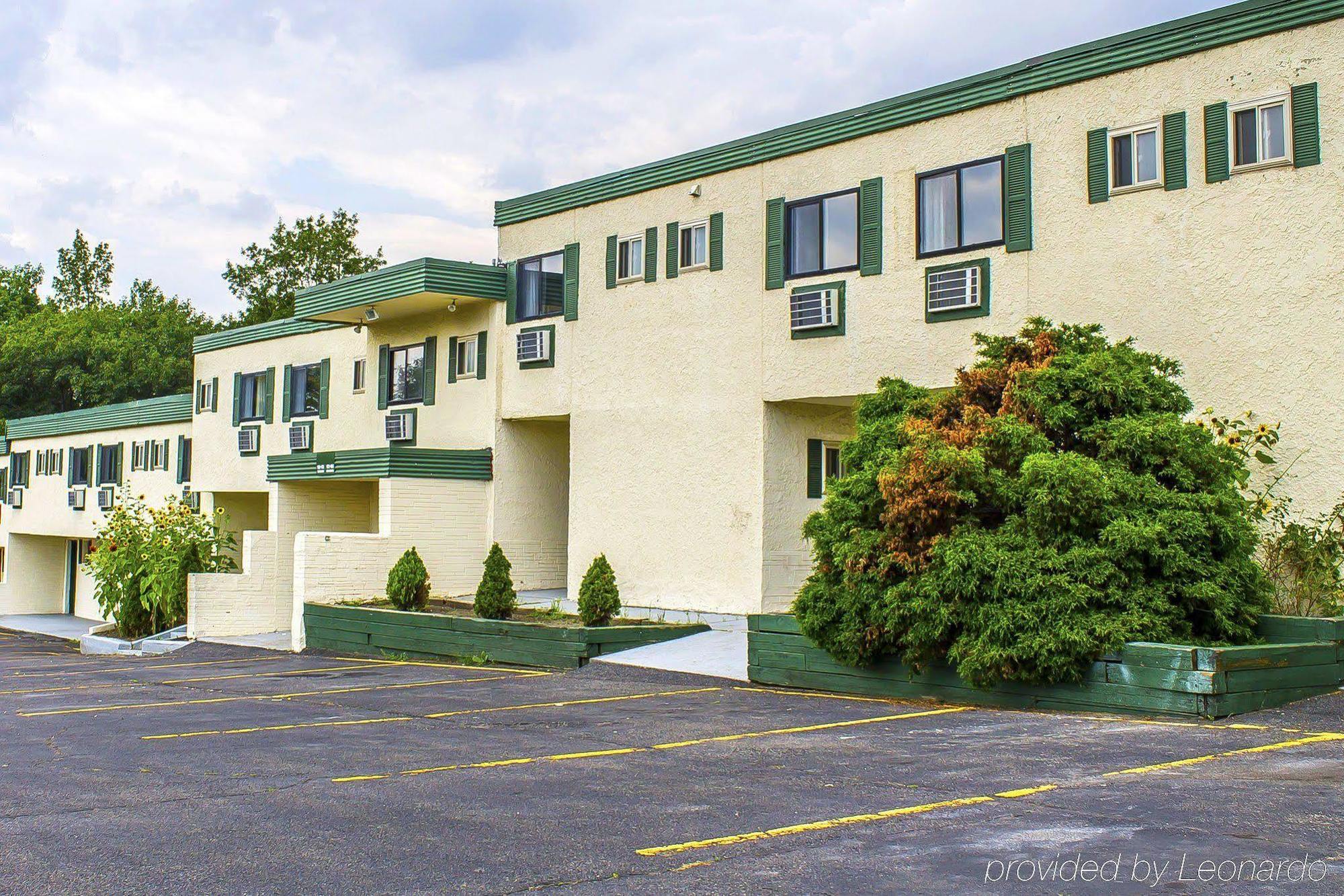 Rodeway Inn Moosic - Scranton Ngoại thất bức ảnh